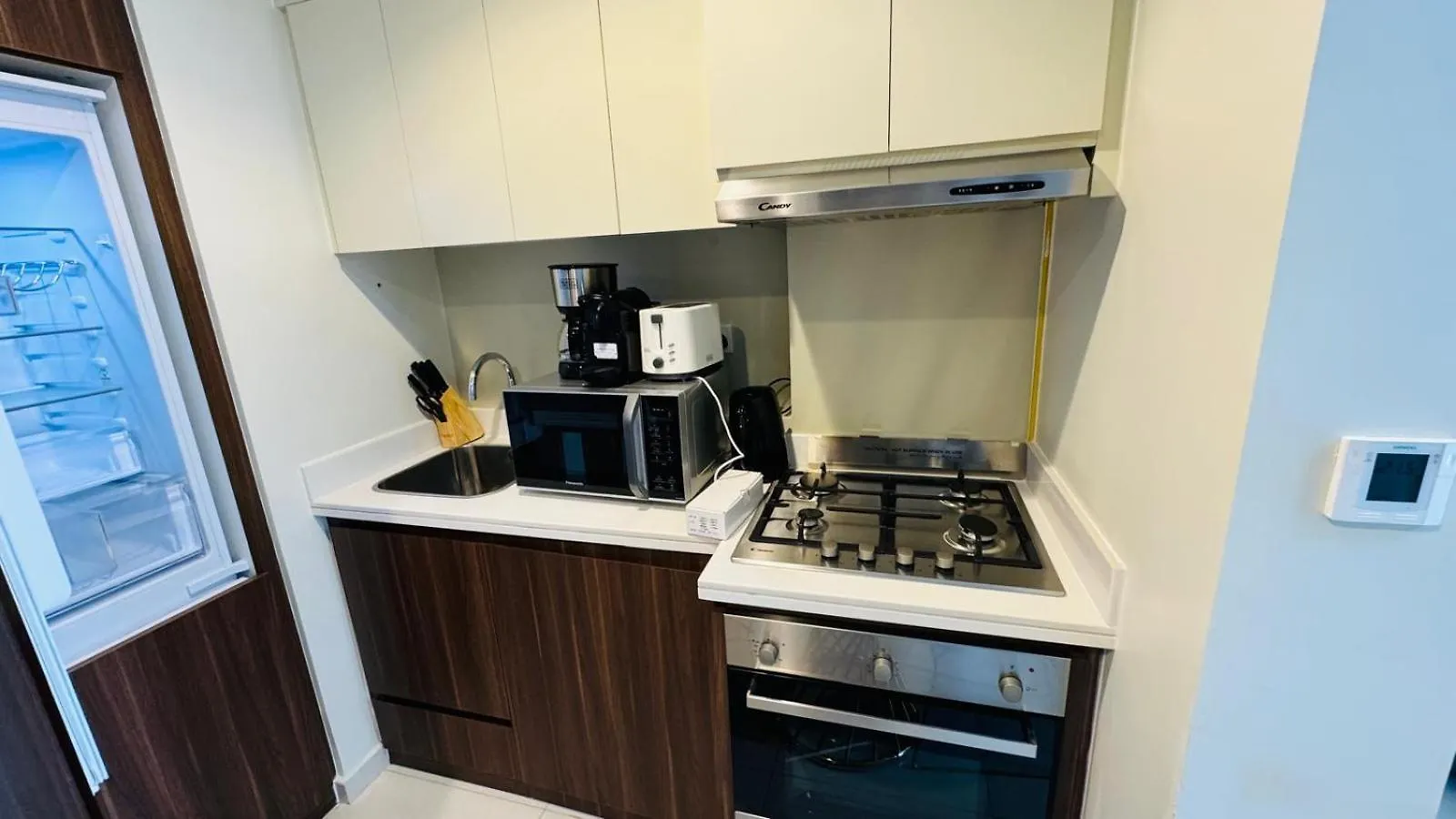 Beautiful Apartment In Damac Reva Residence With Balcony In A Vibrant Area Of Central Downtown Dubaj Spojené arabské emiráty