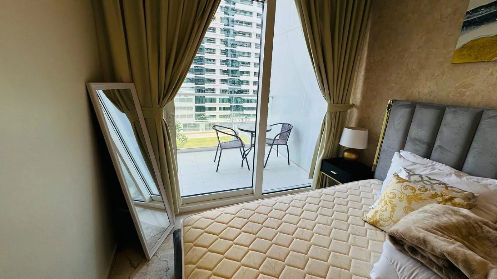 Beautiful Apartment In Damac Reva Residence With Balcony In A Vibrant Area Of Central Downtown Dubaj Spojené arabské emiráty