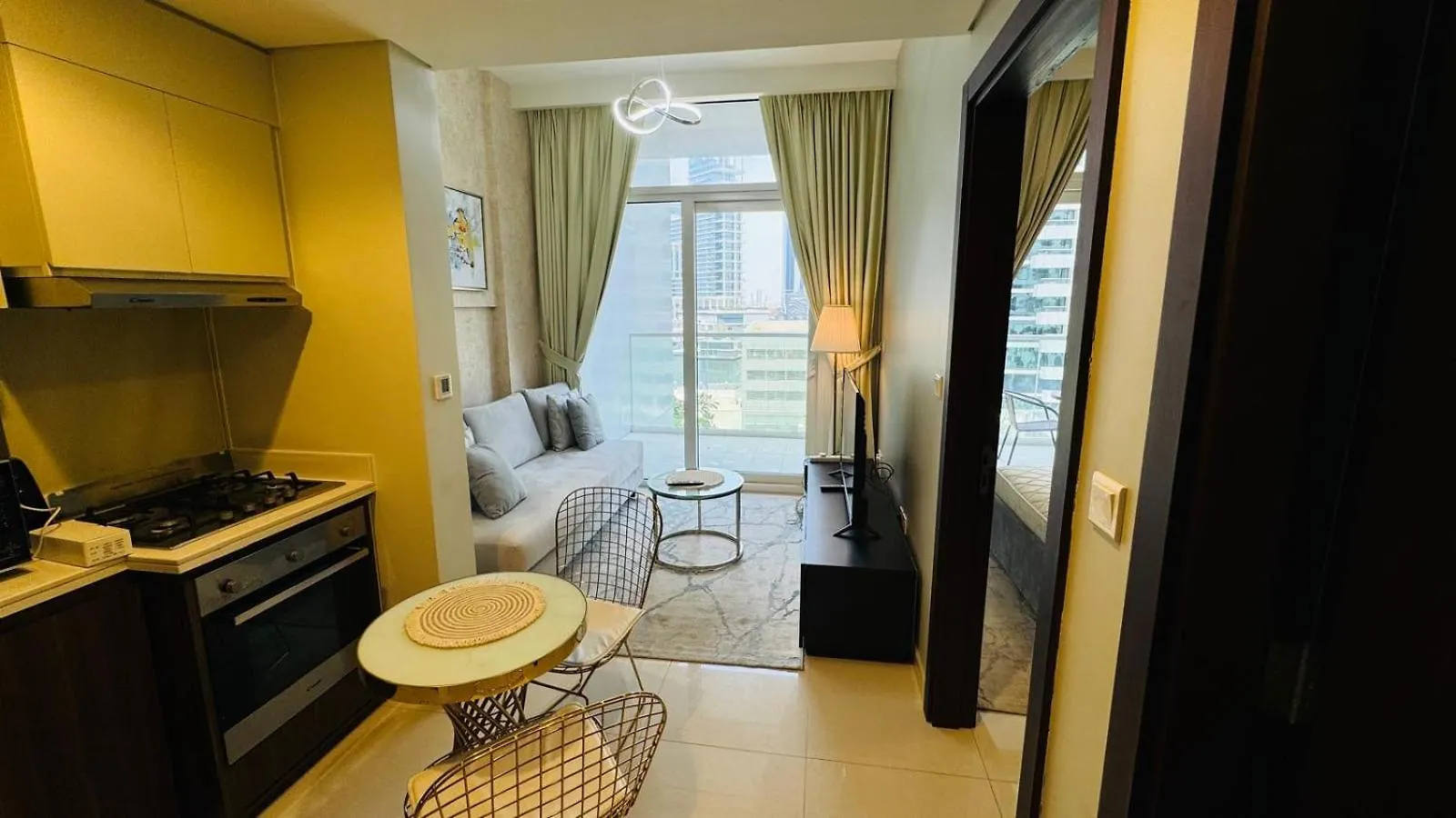 Beautiful Apartment In Damac Reva Residence With Balcony In A Vibrant Area Of Central Downtown Dubaj Spojené arabské emiráty